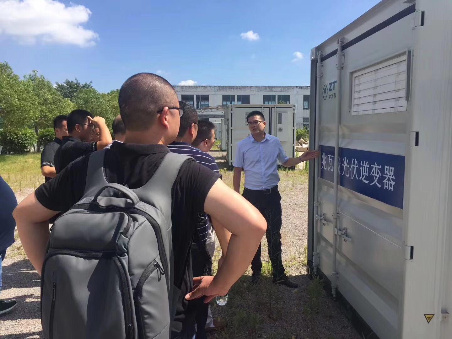 儲能電站技術(shù)光儲充項目考察團江蘇站